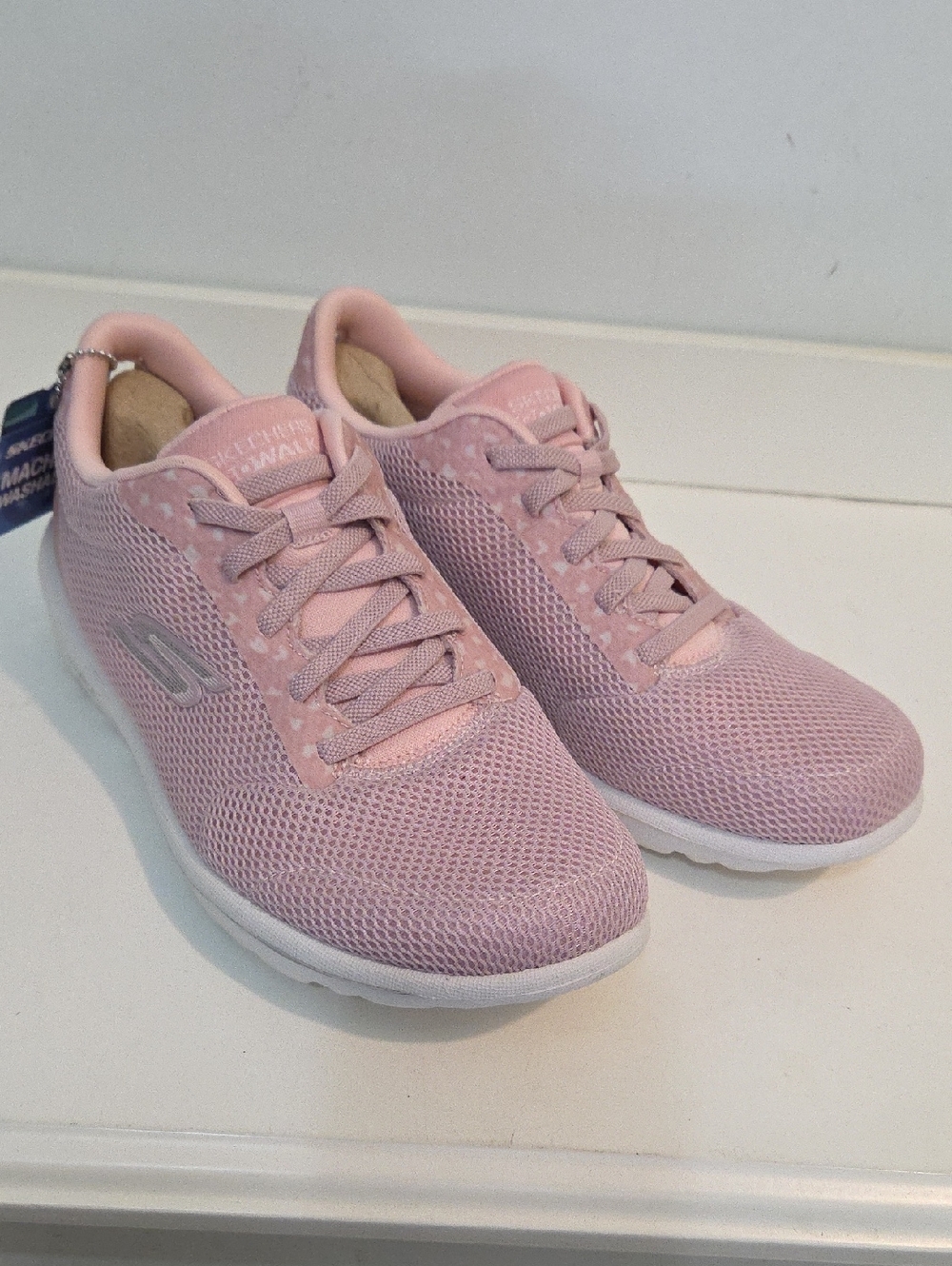Skechers Women's Lightweight Mesh Athletic Sneaker - Light Pink NWT Size 7